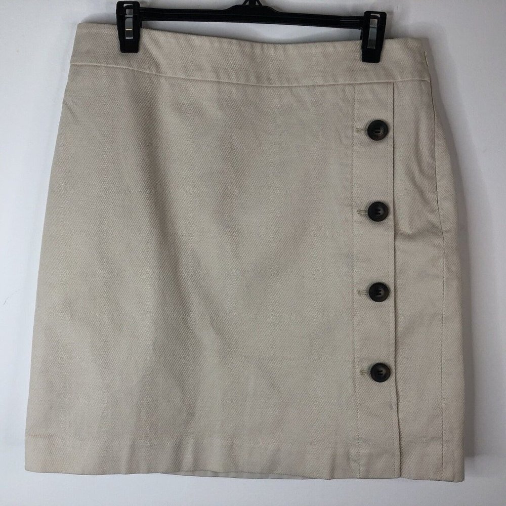 Ann Taylor Skirt Women's Size 10 Mini Cotton Blend Beige Black Buttons Lined
